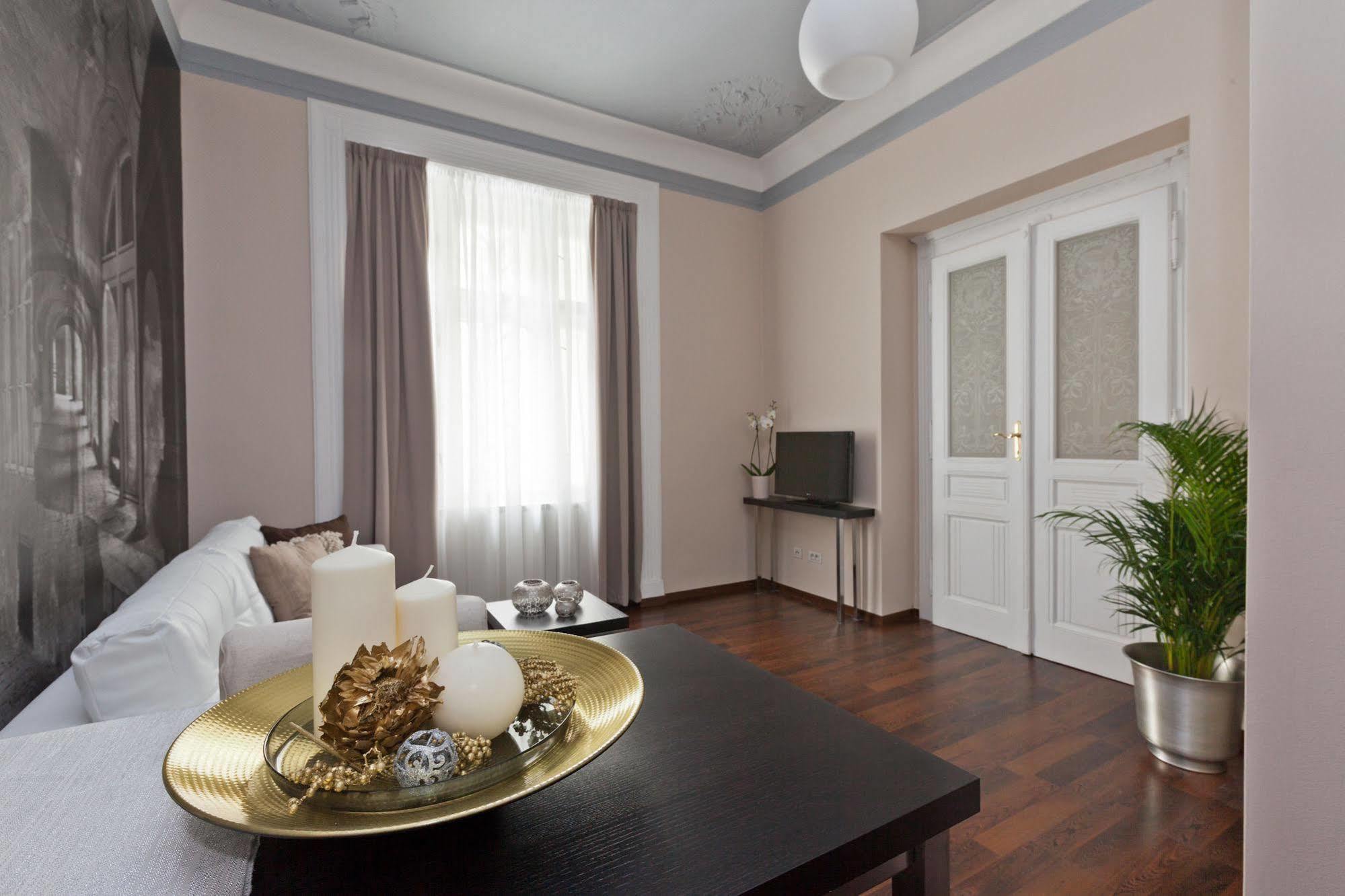 Prague Holiday Apartments Aparthotel 4*