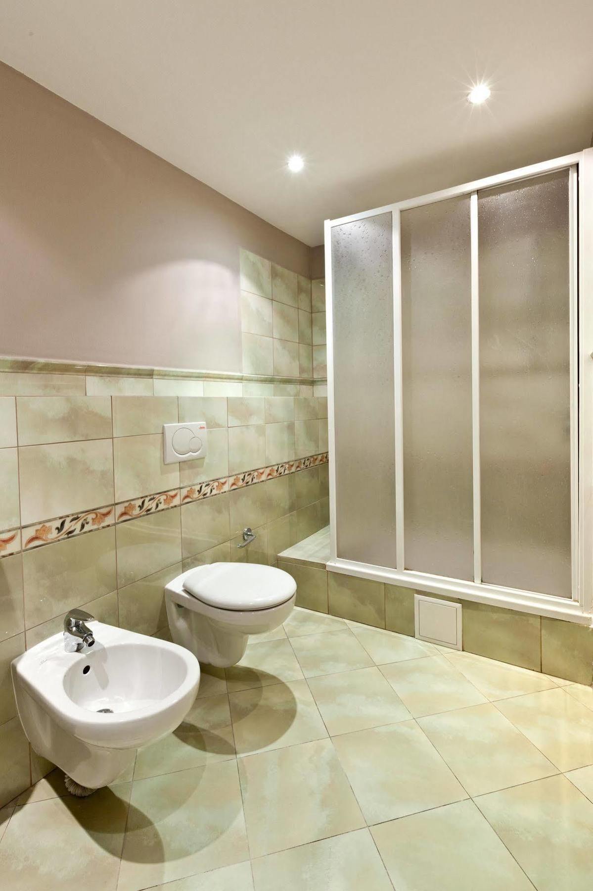 Prague Holiday Apartments 4*