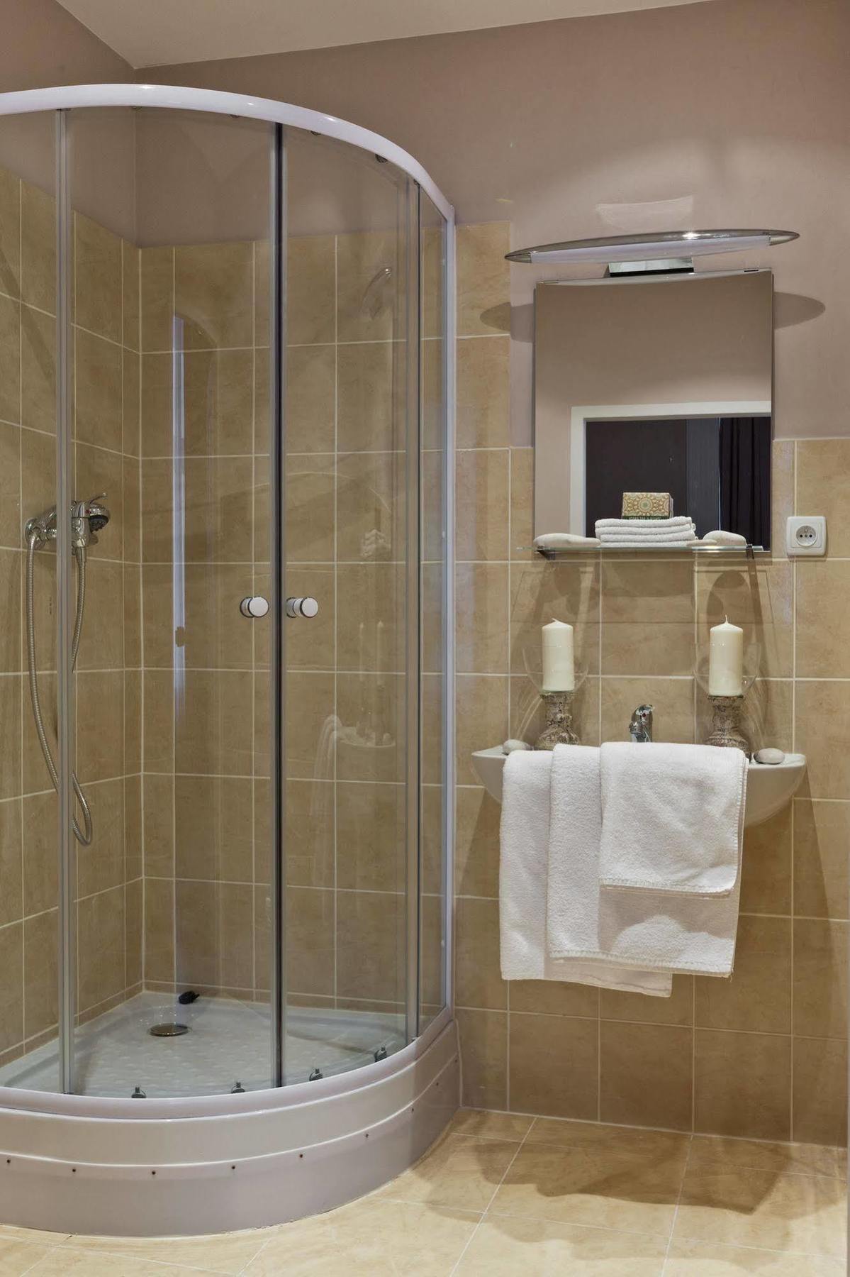 Prague Holiday Apartments Aparthotel 4*